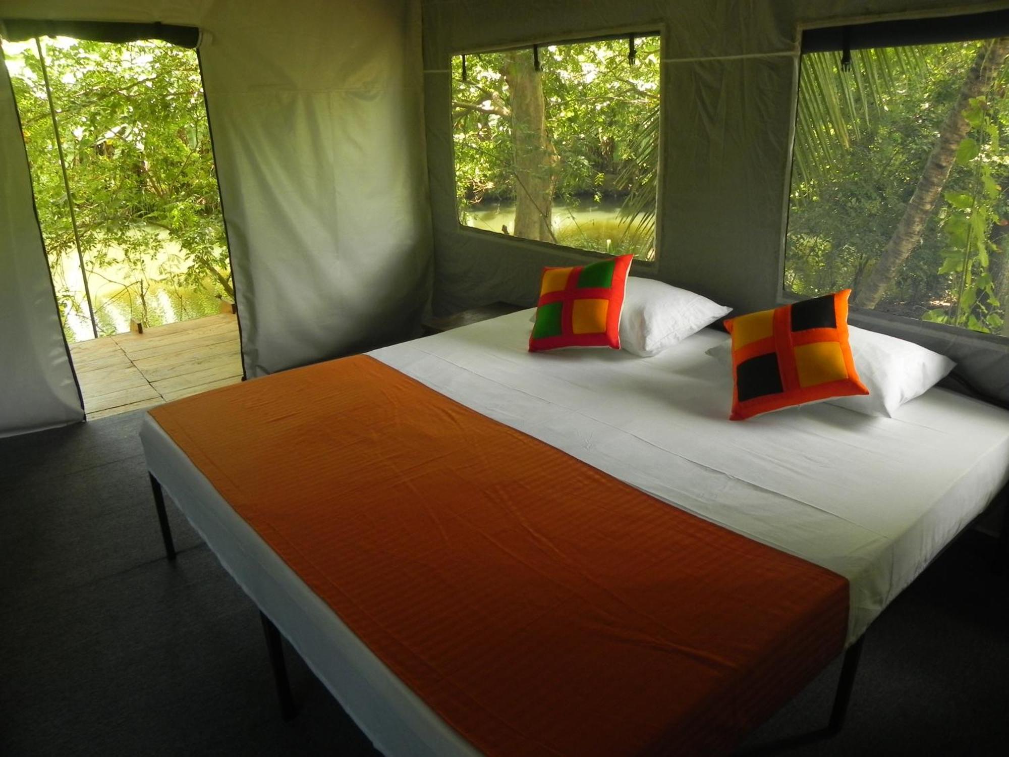 Makulu Safari Camping Udawalawe Exterior foto