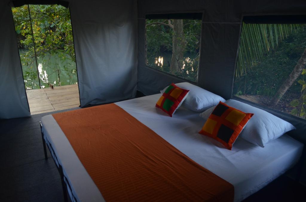 Makulu Safari Camping Udawalawe Exterior foto